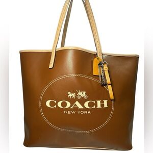 Coach Tan Leather Tote Bag GUC!